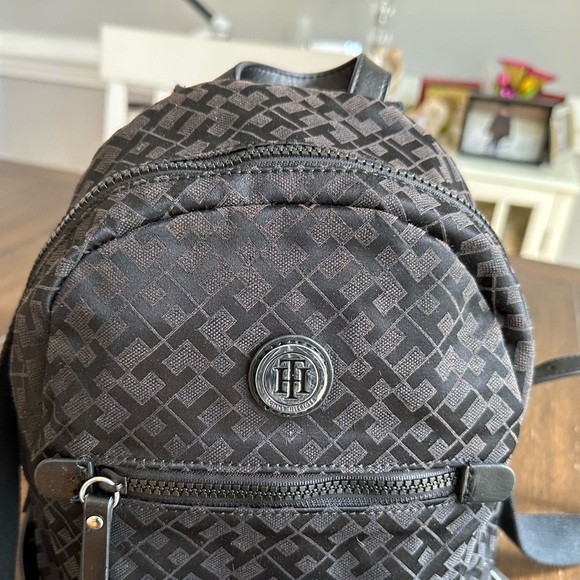 Tommy Hilfiger backpack - Picture 8 of 13